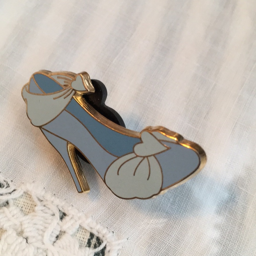 Disney pin